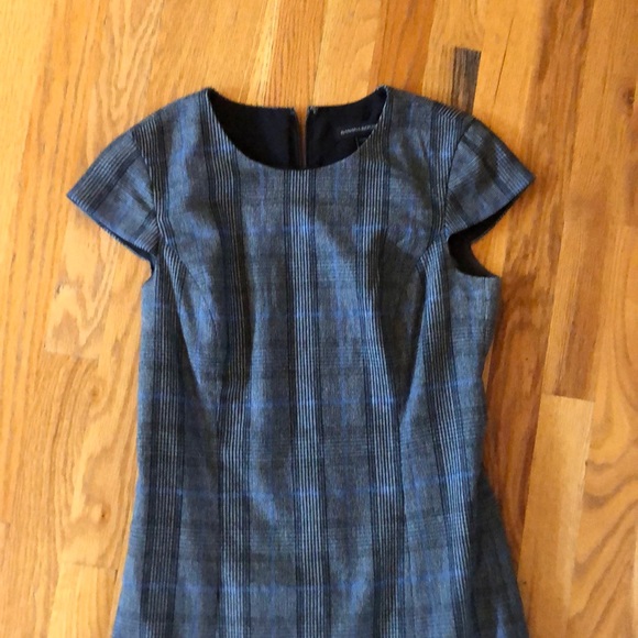 Banana Republic Plaid Godet Flounce dress size 4 - Picture 4 of 6